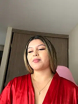 lunablossom  online show from September 13, 2:47 pm