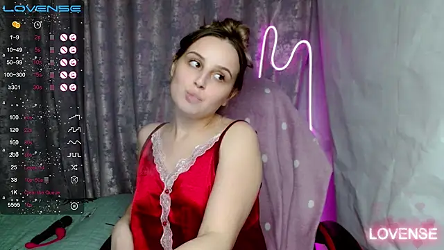 Careys universe online show from April 10, 11:00 pm