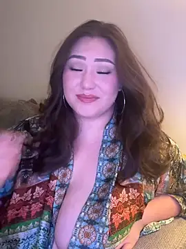 RosieDixx online show from April 23, 5:48 am