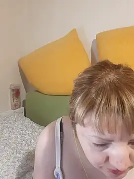 stefanyharper16 online show from April 17, 11:29 pm