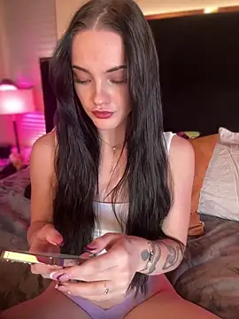 KarissaChantelle online show from April 15, 4:29 pm