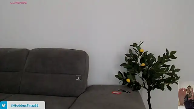 Goddess Tina online show from March 26, 6:37 am