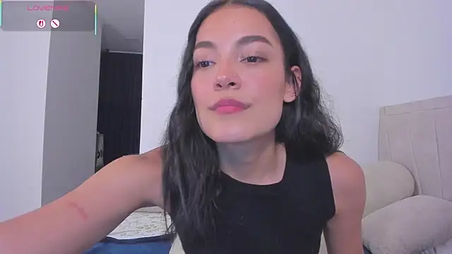 TIFFANYRUSSO online show from July 25, 5:58 am