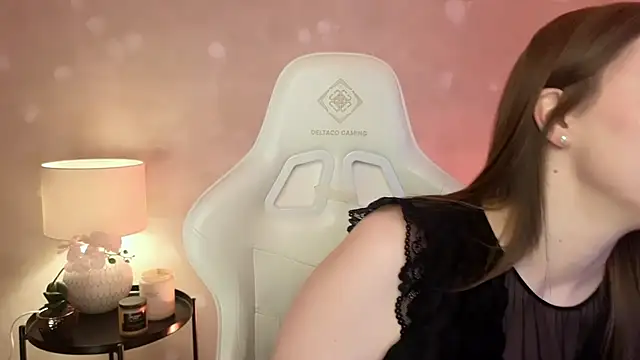 MilaFleur online show from January 14, 3:06 pm