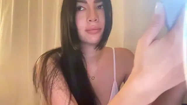 clairewntr online show from March 20, 8:14 pm