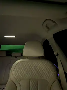 clairewntr online show from December 5, 8:54 pm