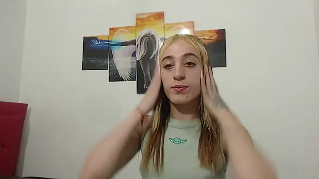 andreahhill online show from April 9, 9:42 pm