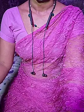 Snapshot of XBHUUME chatting on October 7, 5:39 pm XBHUUME online show from October 7, 5:39 pm