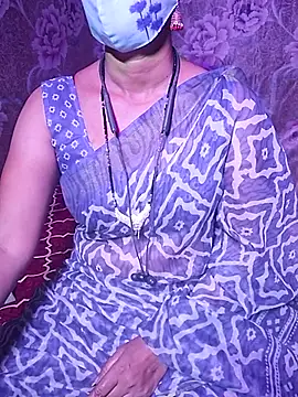 Snapshot of XBHUUME chatting on October 30, 4:19 pm XBHUUME online show from October 30, 4:19 pm