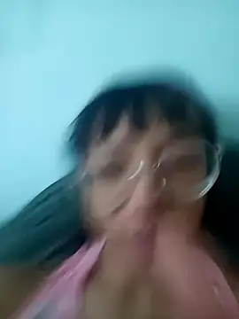 Snapshot of Karmakuro chatting on October 25, 2:46 pm Karmakuro online show from October 25, 2:46 pm