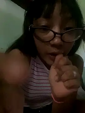 Snapshot of Karmakuro chatting on September 24, 5:23 pm Karmakuro online show from September 24, 5:23 pm