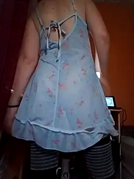 Dettybitch40 online show from October 28, 7:52 pm