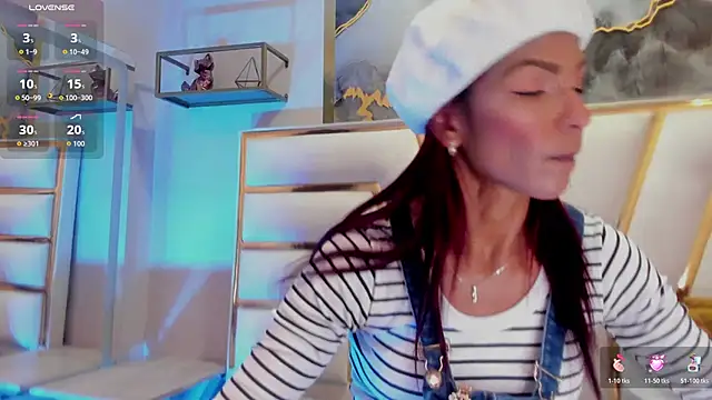 HannaPetit online show from February 4, 7:06 pm