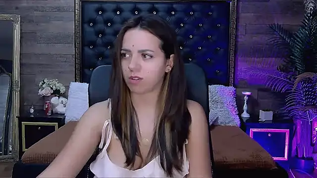 PlayfulElla online show from October 7, 5:23 am