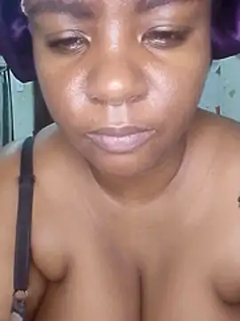 bigtitssxx online show from April 17, 12:46 am