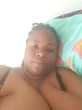 Snapshot of bigtitssxx chatting on September 13, 7:11 pm bigtitssxx online show from September 13, 7:11 pm