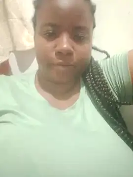 Snapshot of bigtitssxx chatting on September 14, 9:56 pm bigtitssxx online show from September 14, 9:56 pm