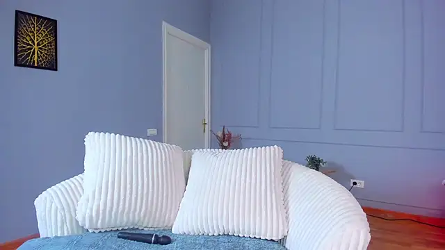 Awww Ella online show from November 15, 7:42 am