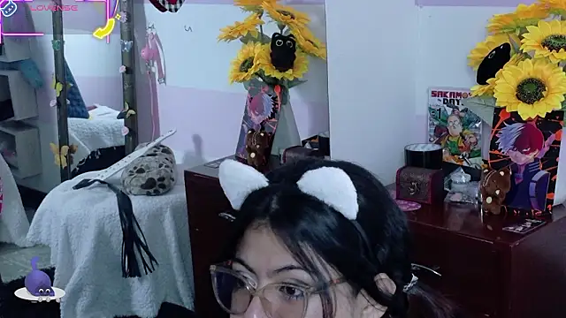 Catwhite  online show from February 26, 7:24 pm