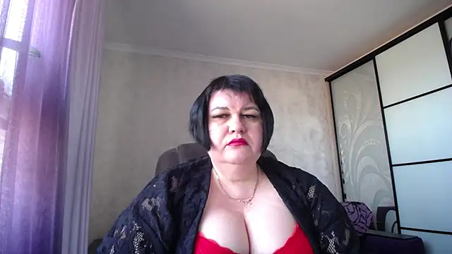 JuicyLady Di online show from March 13, 11:11 am