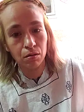 fablob23 online show from April 9, 4:56 pm