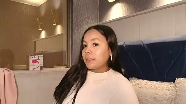 EmilyQueen3x online show from March 28, 3:33 pm