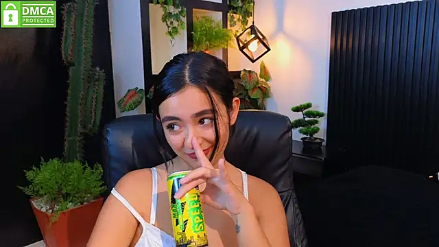 Ivy Gail online show from October 4, 5:24 am