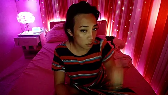 Sexydollfiona online show from October 13, 11:40 pm