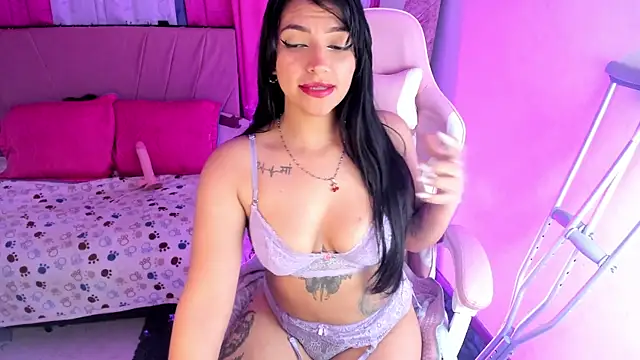 Julia 7 online show from April 5, 4:00 am