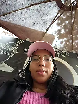 SheenaBrooke online show from February 3, 5:05 am