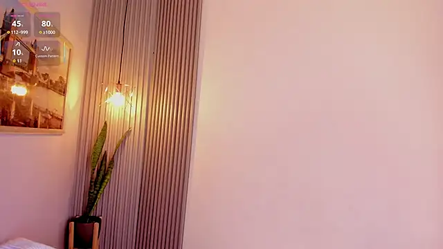 Assh lee  online show from January 5, 5:27 pm