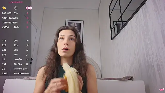 Anna Lewis online show from April 1, 6:47 am