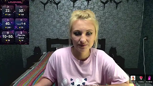 annagreeneyess online show from May 17, 12:15 pm