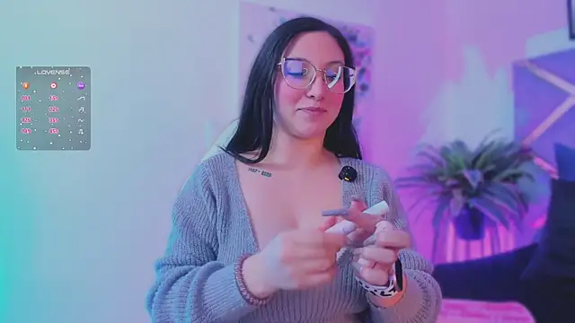 lucy neil online show from December 17, 2:49 am