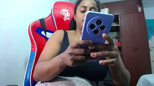 BellaKarla online show from May 30, 12:41 am
