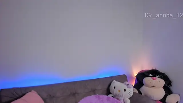 annie barozzi online show from February 7, 11:03 am