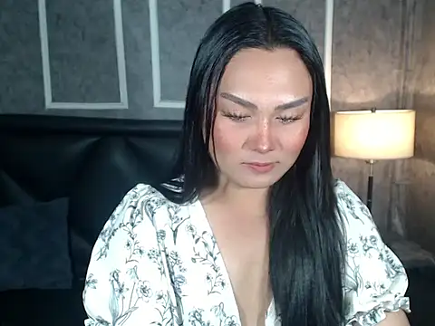 OliviaMistress online show from March 18, 12:10 pm