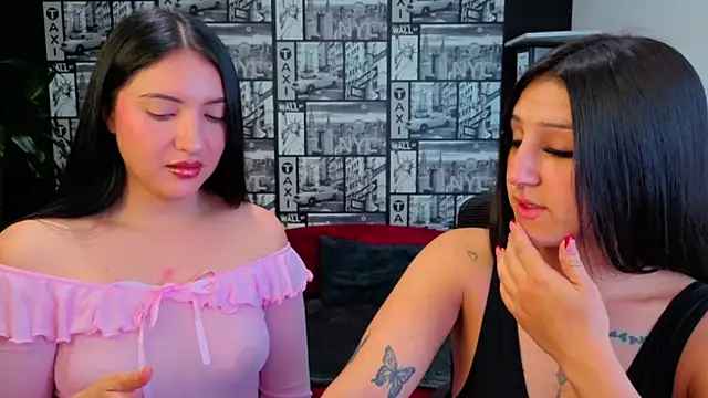 Isa And Natasha online show from June 18, 1:49 pm