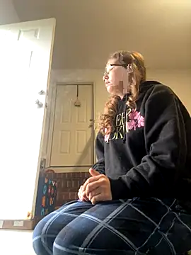 Dakota 02 online show from September 29, 12:54 pm