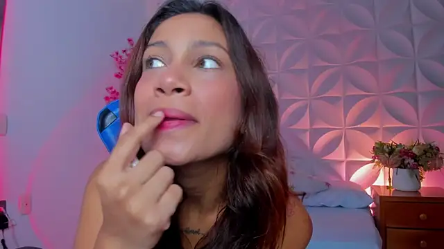 cora 22 online show from November 15, 1:01 pm