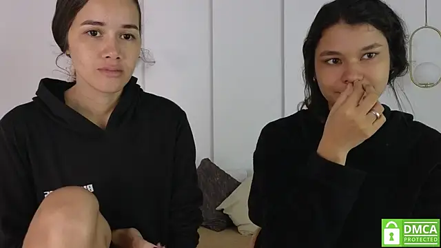 sexychanell 18 online show from September 26, 1:31 pm