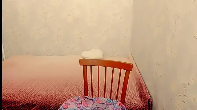 Rainbow lady online show from July 17, 6:07 am