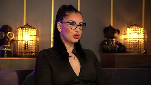 kelly kent online show from February 2, 10:20 pm