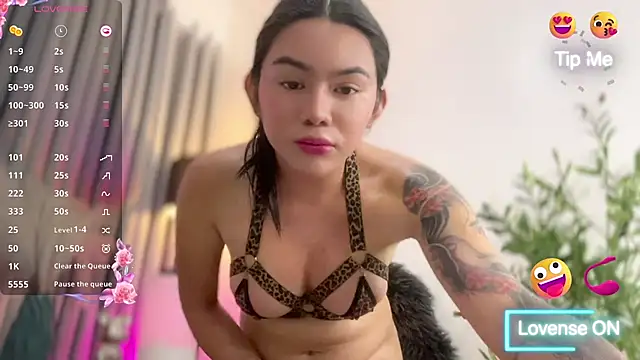 sassy olivia online show from October 14, 7:38 pm