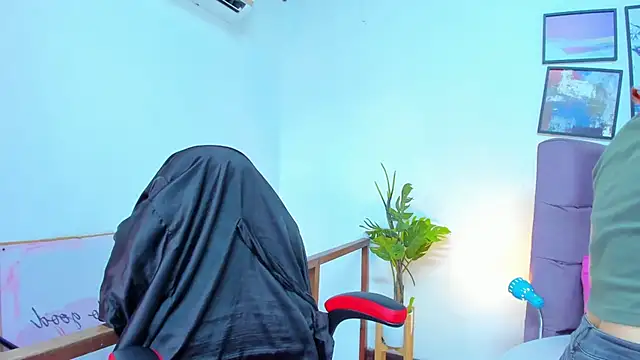 Gretta Queen online show from November 14, 5:57 pm