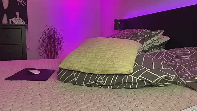 spottyyy online show from March 19, 7:40 pm