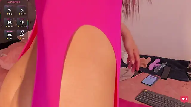 lara murphy online show from March 19, 1:32 am