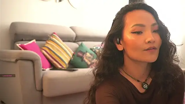 merca 8 online show from April 1, 11:00 am