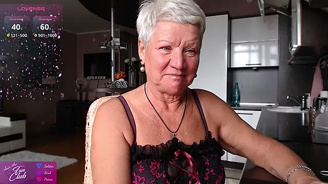 roxana brooks online show from July 22, 9:21 am