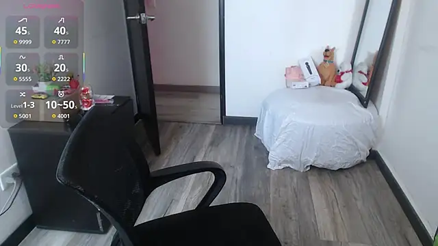 Snapshot of Sophi-tayson chatting on September 20, 4:27 pm Sophi-tayson online show from September 20, 4:27 pm